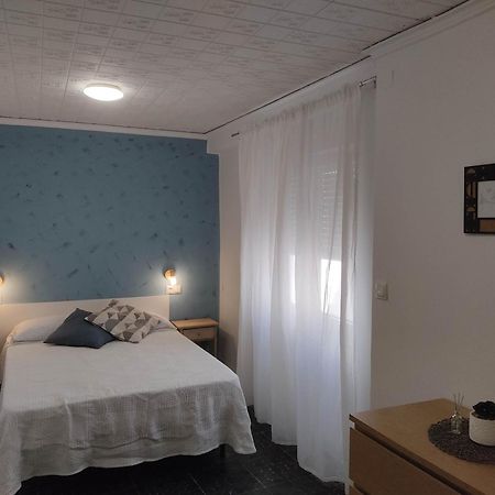 Luminoso Apartamento En Centro Del Pueblo Con Wifi Y A' A' Sagunt Exterior foto